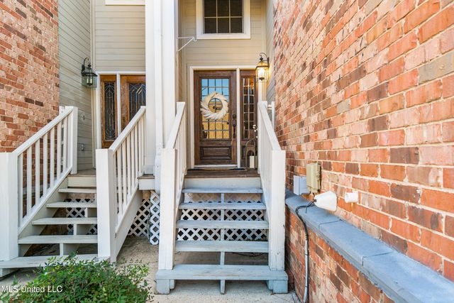 17 Charleston Circle, Brandon, MS 39047