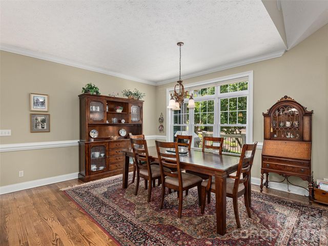 63 Whistlewood Lane, Hendersonville, NC 28739