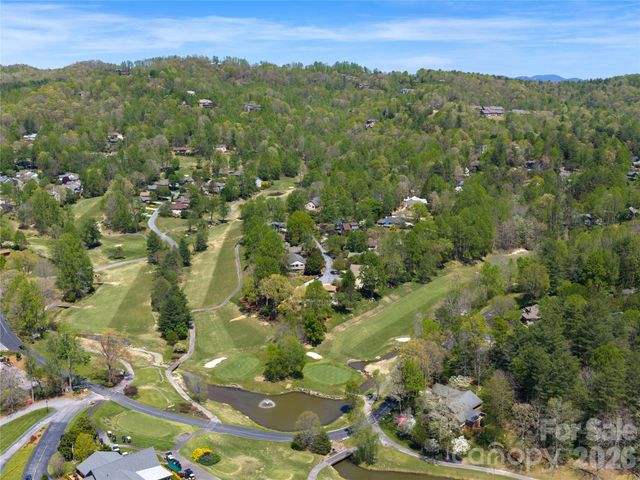 63 Whistlewood Lane, Hendersonville, NC 28739