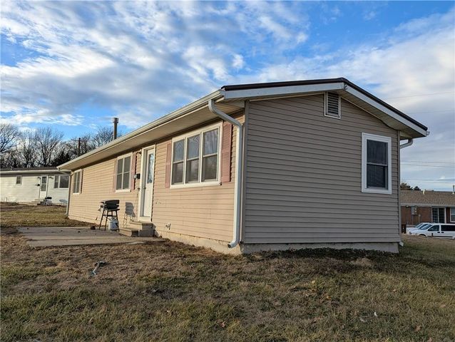 322 E 15th Street, Horton, KS 66439
