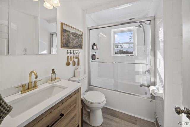 1315 Cold Springs Road, Salina, NY 13090