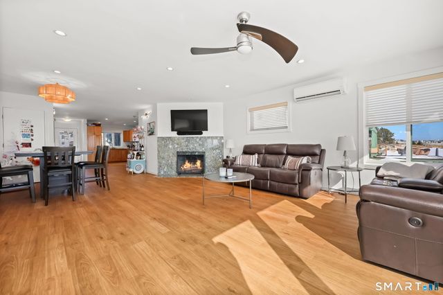 1895 Fairfield Beach Road, Fairfield, CT 06824