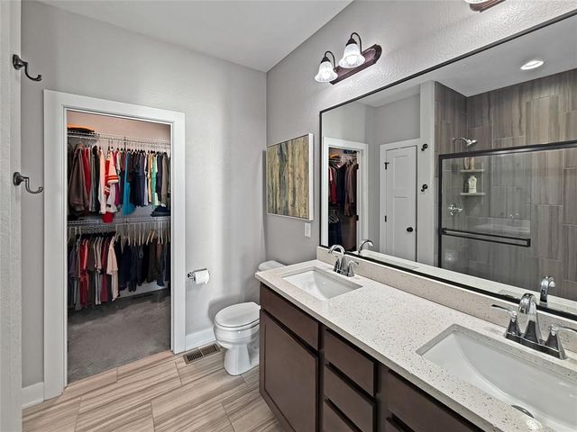 306 35th Street SE, Altoona, IA 50009