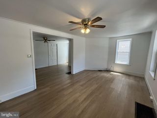 212 S SECOND STREET, Chambersburg, PA 17201