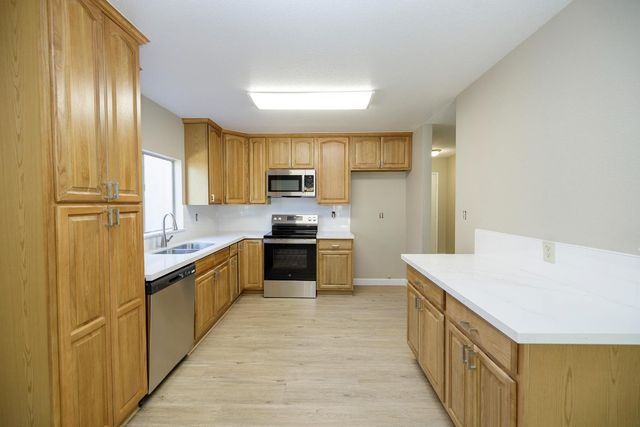 4101 Blue Bird Dr, Modesto, CA 95356
