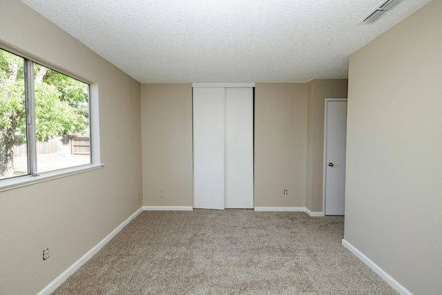 4101 Blue Bird Dr, Modesto, CA 95356