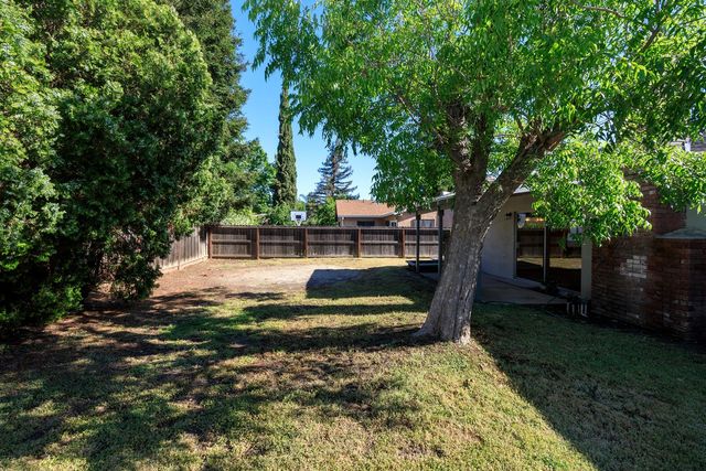4101 Blue Bird Dr, Modesto, CA 95356