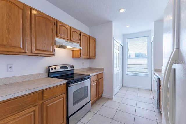 678 CAPTIVA CIRCLE, Kissimmee, FL 34741