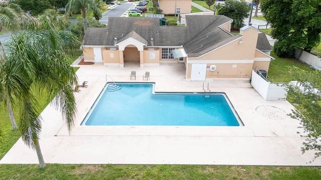 678 CAPTIVA CIRCLE, Kissimmee, FL 34741