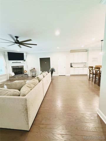 1463 Trolley Road, Prattville, AL 36066