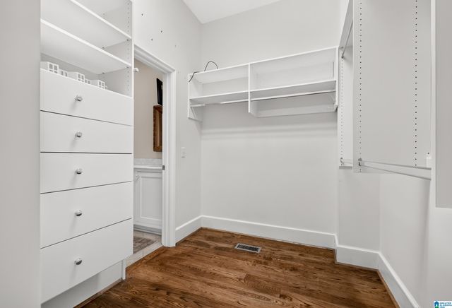 40 BROWNING WALLS, Homewood, AL 35209