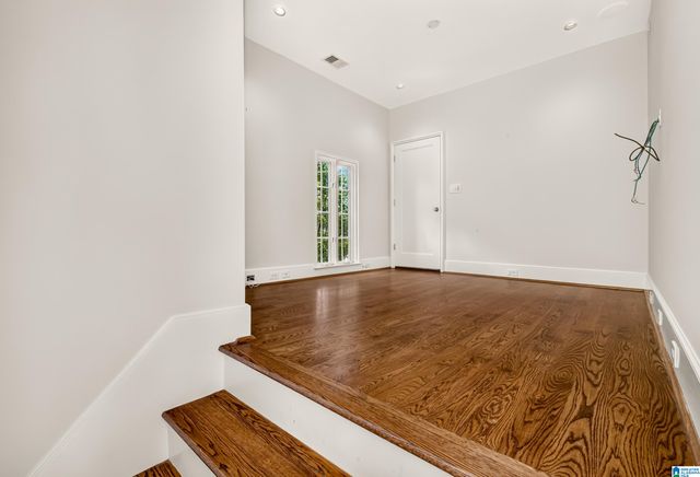 40 BROWNING WALLS, Homewood, AL 35209