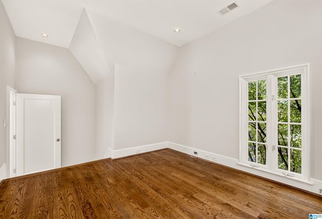 40 BROWNING WALLS, Homewood, AL 35209