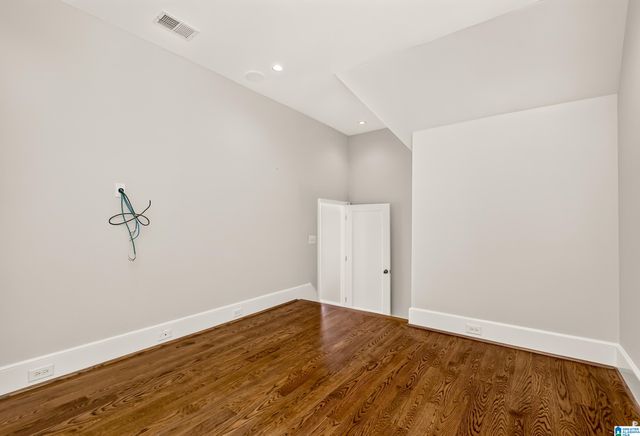 40 BROWNING WALLS, Homewood, AL 35209