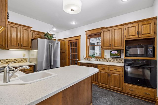 2003 Goodrich Avenue, Saint Paul, MN 55105