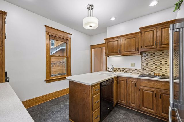 2003 Goodrich Avenue, Saint Paul, MN 55105