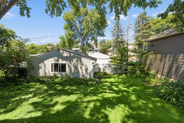 2003 Goodrich Avenue, Saint Paul, MN 55105
