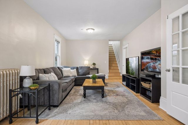 2003 Goodrich Avenue, Saint Paul, MN 55105
