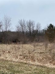 160 Great Pines Drive, Oxford Charter Township, MI 48371