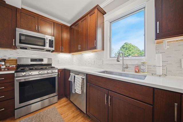 2484 Elm Street, Manchester, NH 03104