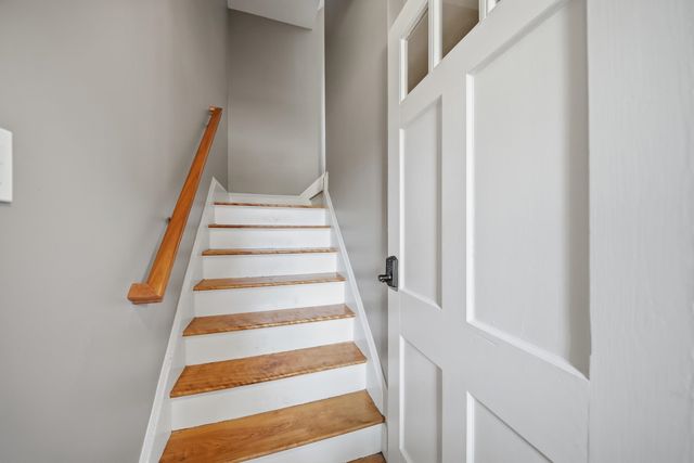 2484 Elm Street, Manchester, NH 03104