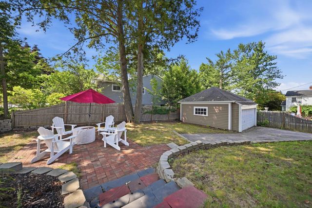 2484 Elm Street, Manchester, NH 03104