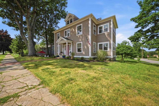 2484 Elm Street, Manchester, NH 03104