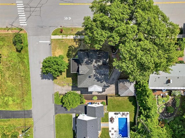 2484 Elm Street, Manchester, NH 03104