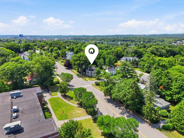 2484 Elm Street, Manchester, NH 03104