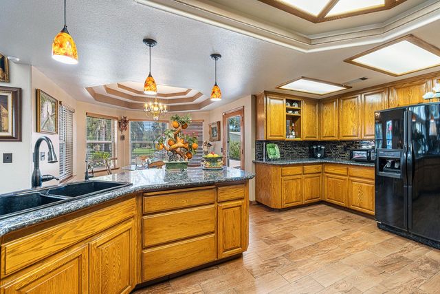 7207 E Bremer Avenue, Fresno, CA 93737
