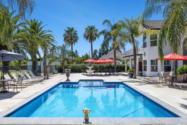 7207 E Bremer Avenue, Fresno, CA 93737