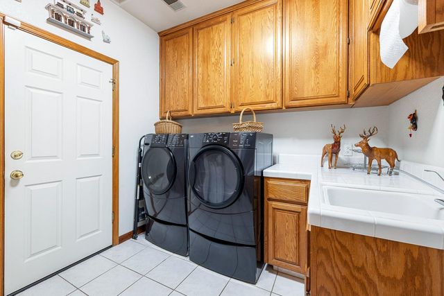 7207 E Bremer Avenue, Fresno, CA 93737