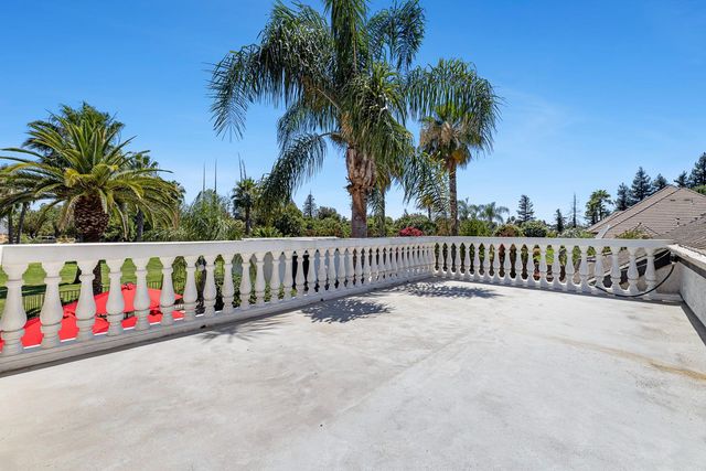 7207 E Bremer Avenue, Fresno, CA 93737