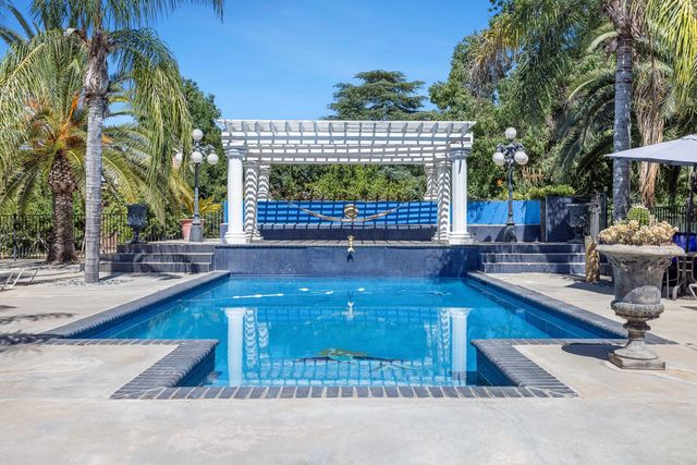 7207 E Bremer Avenue, Fresno, CA 93737