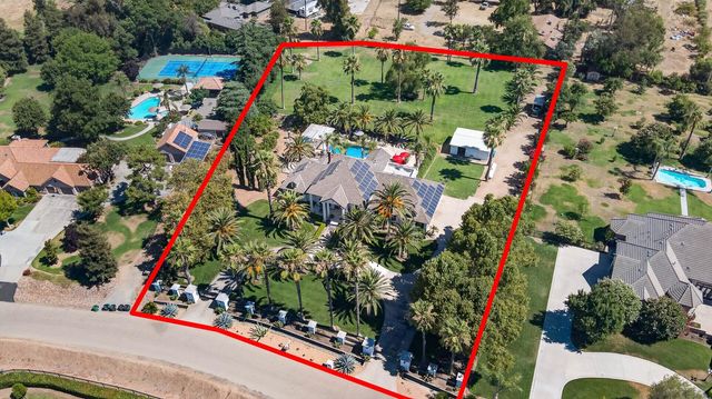 7207 E Bremer Avenue, Fresno, CA 93737