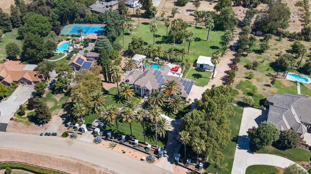 7207 E Bremer Avenue, Fresno, CA 93737