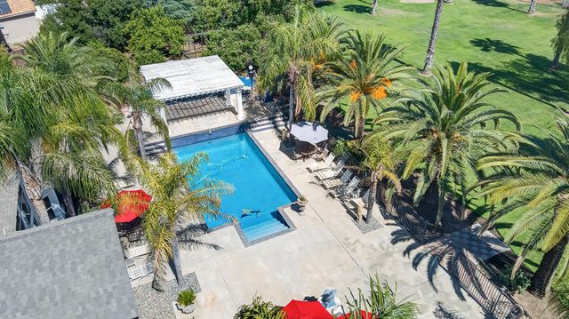 7207 E Bremer Avenue, Fresno, CA 93737