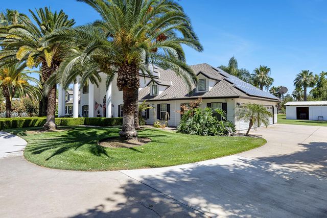 7207 E Bremer Avenue, Fresno, CA 93737