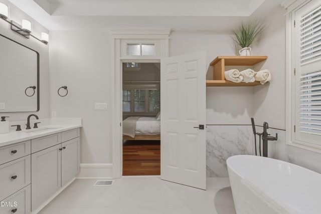 216 Mill Race Drive, Chapel Hill, NC 27514
