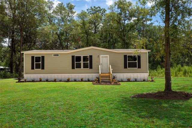 104 JACKSON AVENUE, Interlachen, FL 32148
