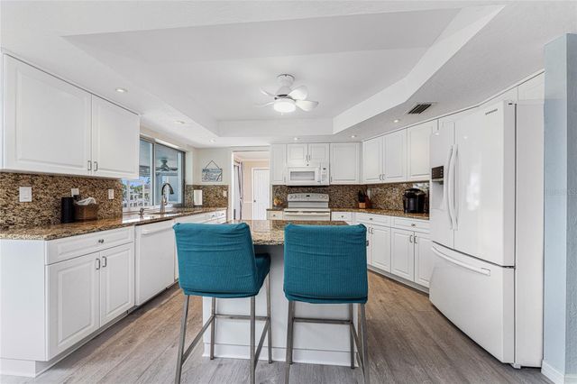 946 MESSINA DR, Punta Gorda, FL 33950