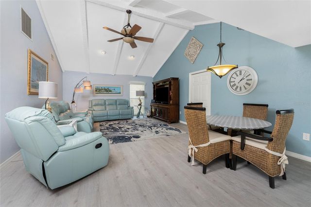 946 MESSINA DR, Punta Gorda, FL 33950