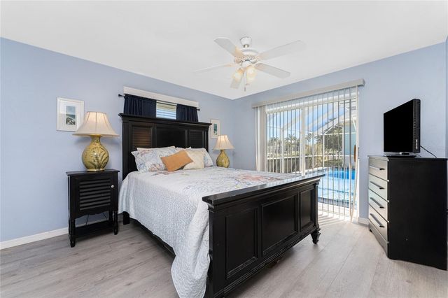 946 MESSINA DR, Punta Gorda, FL 33950