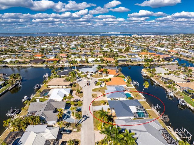946 MESSINA DR, Punta Gorda, FL 33950