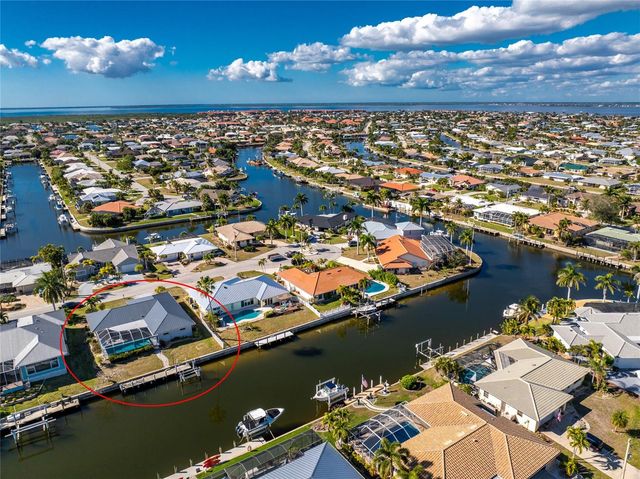946 MESSINA DR, Punta Gorda, FL 33950