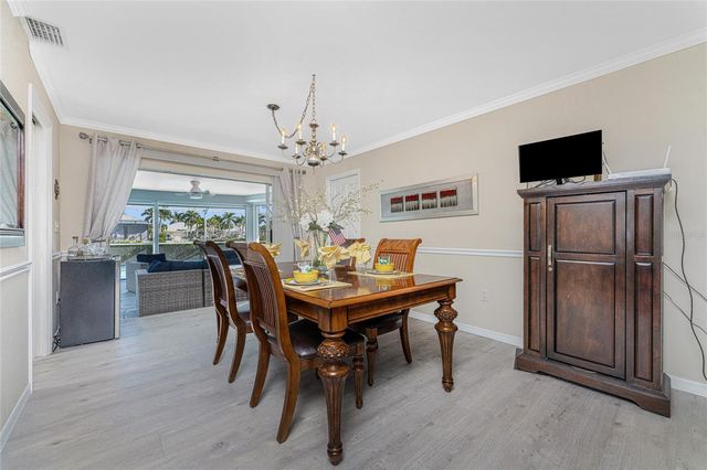 946 MESSINA DR, Punta Gorda, FL 33950