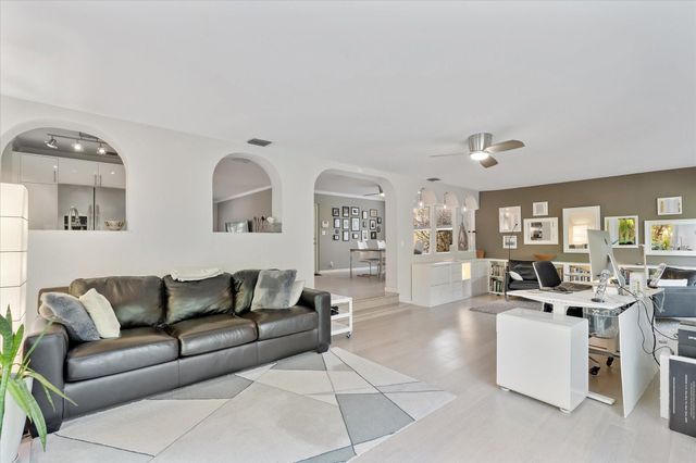 1769 NE 38th Street, Oakland Park, FL 33334