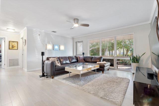 1769 NE 38th Street, Oakland Park, FL 33334