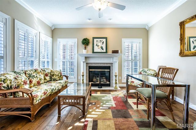 41 Stonebridge Crossing Drive, Maryville, IL 62062