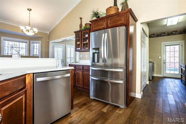 41 Stonebridge Crossing Drive, Maryville, IL 62062